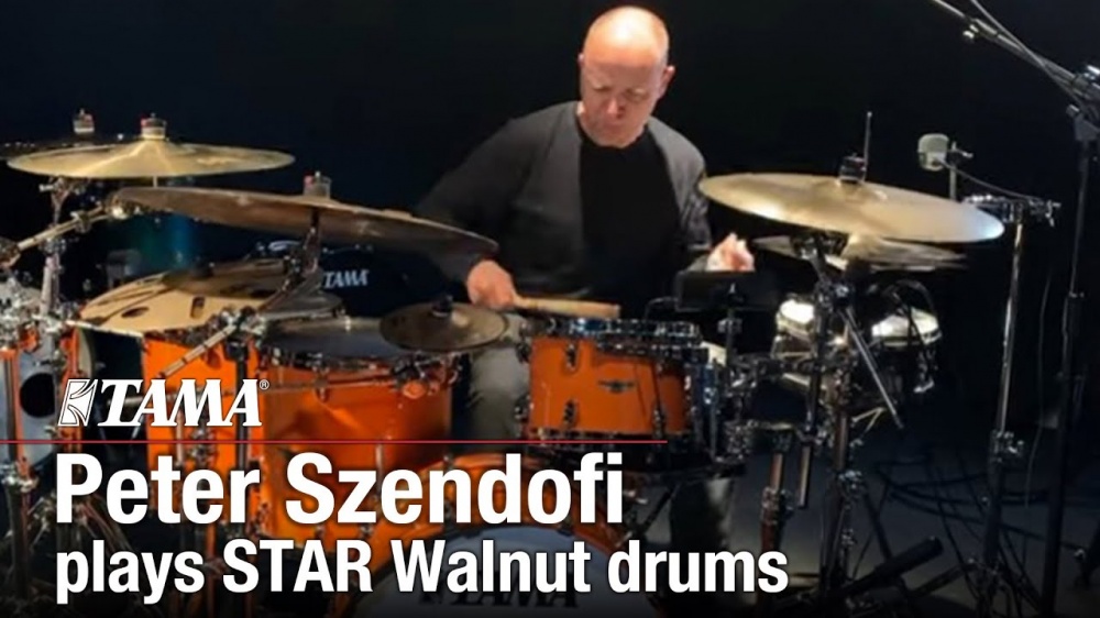 Артист TAMA Peter Szendofi играет на барабанах STAR Walnut